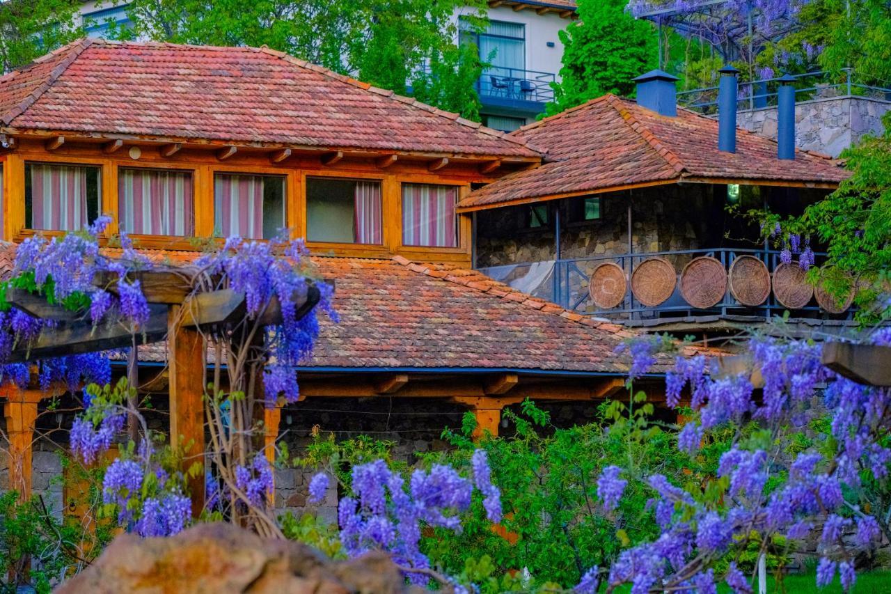 Vardzia Resort Экстерьер фото