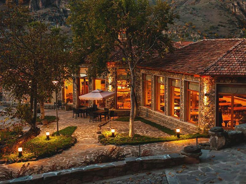 Vardzia Resort Экстерьер фото